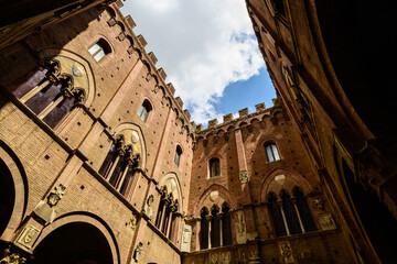 Obraz premium Gebäude in Siena