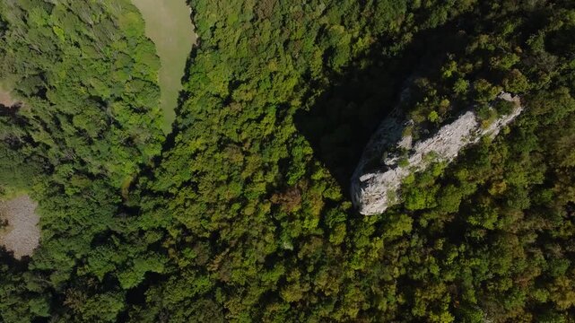 Vue sur le cirque naturel du Fer-&agrave;-Cheval, Jura (39)