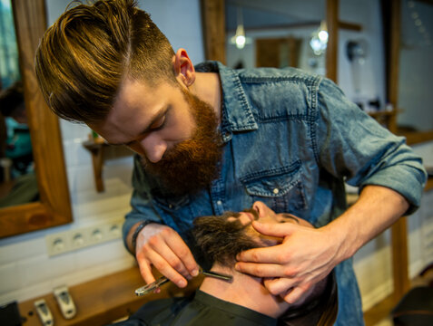 Traditional Neck Shaving.