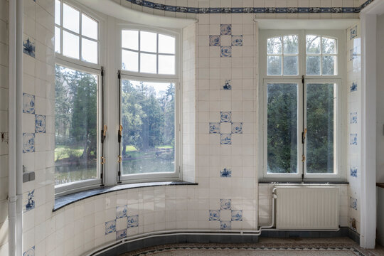 windows and tiles