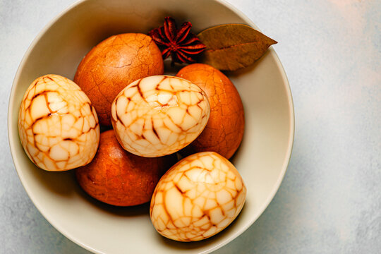 Brown and White Tea Marble Eggs