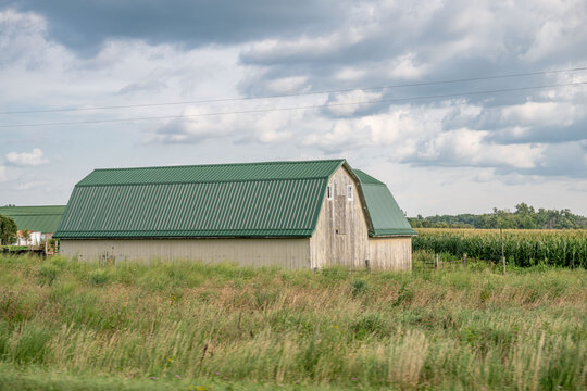 midwestern barn
