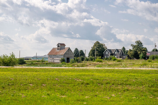 midwestern barn
