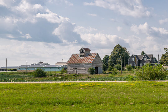 midwestern barn