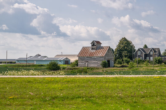midwestern barn
