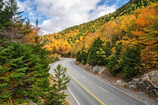 Crawford Knob State Park in Autumn - New Hampshire 