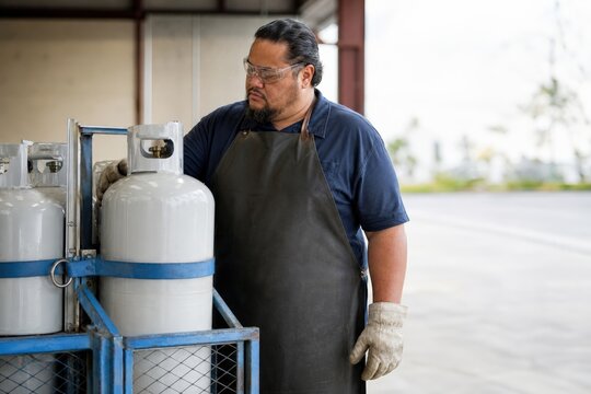 Household Hazardous Waste Collection Waist Middle Aged Pacific