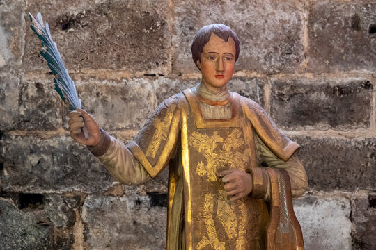 Statue (19th century) of Saint Fortunat.
