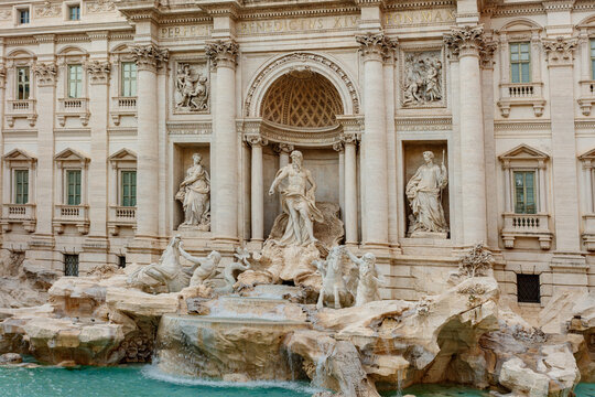 Trevi Fountain Sculptures in Rome
