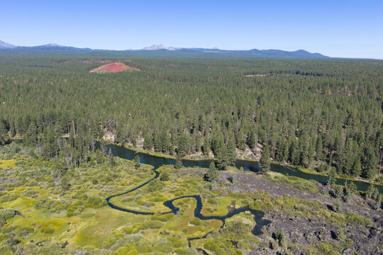 The scenic Deschutes River is a scenic 252-mile tributary of the Columbia River in Central Oregon. It flows through Bend and offers whitewater kayaking, rafting, paddle boarding, and great fishing.