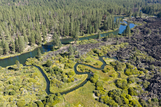 The scenic Deschutes River is a scenic 252-mile tributary of the Columbia River in Central Oregon. It flows through Bend and offers whitewater kayaking, rafting, paddle boarding, and great fishing.