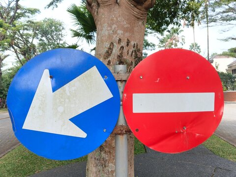 Road markings
