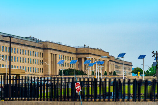Pentagon American government landmark. Pentagon defense department exterior. Pentagon military security building. Pentagon architecture near Washington DC.