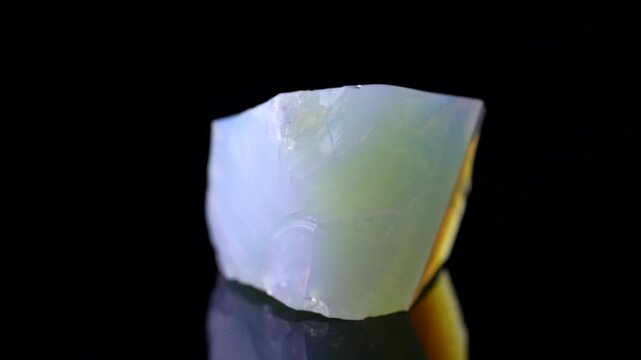 hyalite opal - Opal AN.