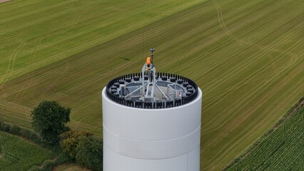 Windkraftanlagen Turm in Bau © MJ McFly