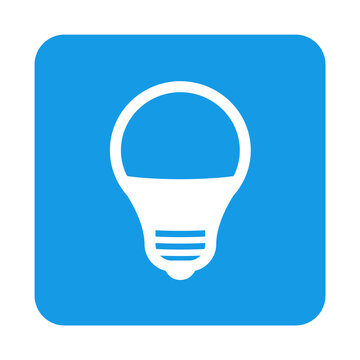 Icono con dibujo sencillo de una bombilla el&eacute;ctrica en un cuadrado de color azul. Archivo PNG con transparencia