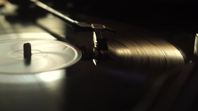 Vintage Vinyl Record Playback and Automatic Stop on Turntable, Authentic Room Ambience