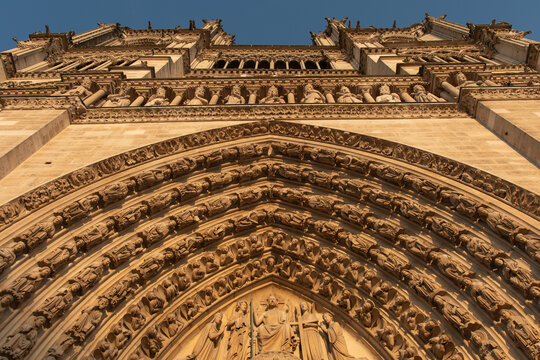 Notre Dame de Paris, buttom to top view
