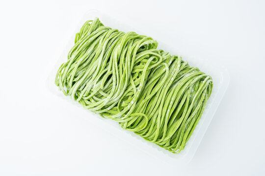 A box of spinach noodles