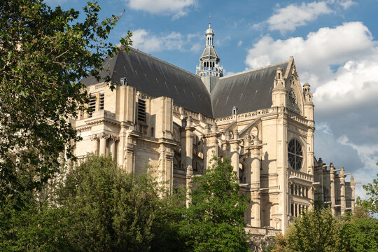 Church Saint-Eustache Paris. The Church of St Eustache, is a church in the 1st arrondissement of Paris. The present building was built between 1532 and 1632