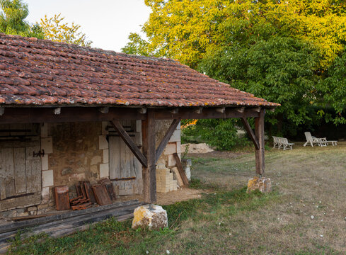 b&acirc;timent de ferme