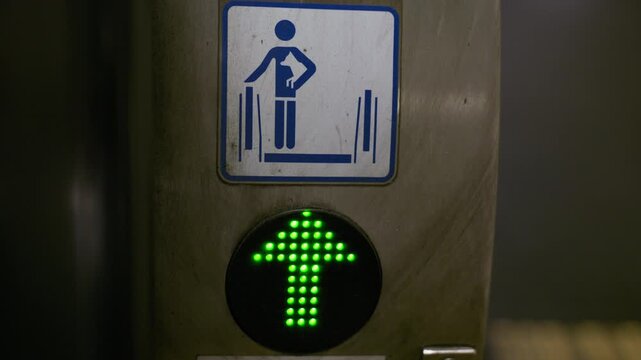 Directional arrow for the Naples metro escalators for the station