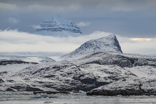 One of the three mountains: Tee Kroner (Three Crowns), Kronebreen or Kronengletscher Glacier, Kongsfjord or Kongsfjorden, the Svalbard archipelago, Svalbard, Norway