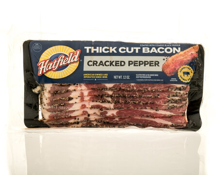 Package of bacon