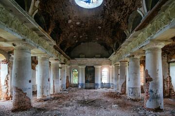 Fototapeta premium Interior of old ruined palace or temple with columns