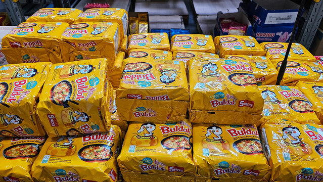 Samyang buldak instant ramen cheese flavor on display