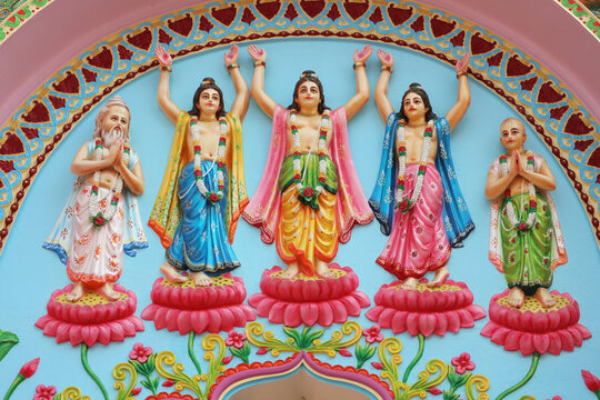 Pancha Tattva stone wall relief carving depicting Sri Chaitanya Mahaprabhu and his four companions in Mayapur.