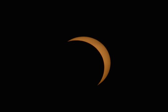 Sonnenkorona bei Sonnenfinsternis 2026 