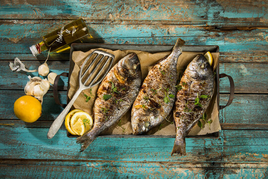 Grilled sea breams