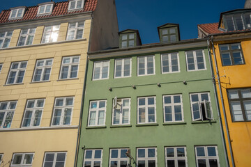 Fototapeta premium Stunning Architectural Facades Under a Clear Blue Sky