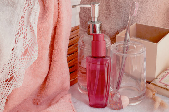 Bathroom essentials arranged for personal care and daily hygiene, providing comfort and a peaceful spa experience, promoting wellness and self care in a tranquil setting