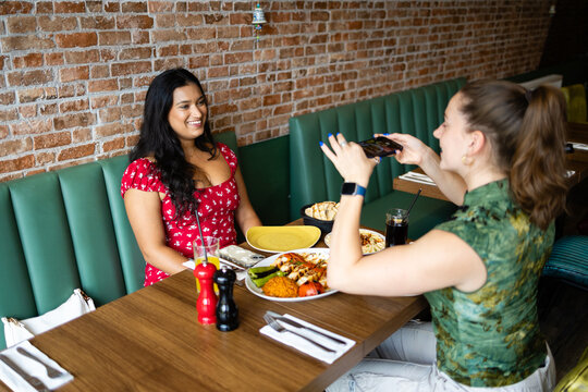 A pause to document the meal