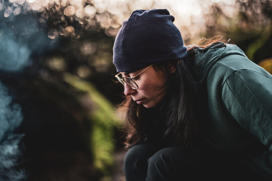 Isolated woman, bokeh background
