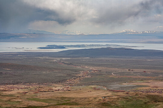 Beautiful wide panoramic view of Mono Lake and Paoha Island from Conway Summit