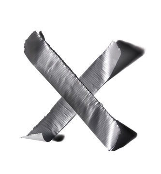  Cinta adhesiva plateada atrevida en forma de X sobre fondo blanco; elemento de dise&ntilde;o de cinta adhesiva resistente para dise&ntilde;o gr&aacute;fico y recursos editoriales creativos.