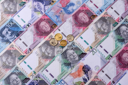 Peruvian paper currency cash sol for payments and settlements. Peruvian cash