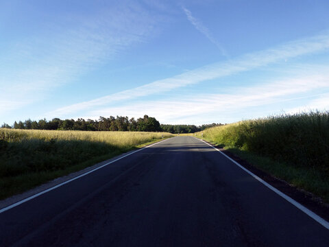 Landstra&szlig;e zwischen Steppach und Unterneuses ST2263