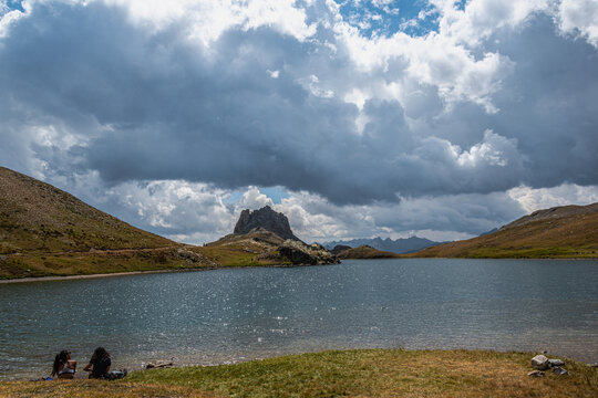 Escursionismo alle pendici del Monte Oronaye: il lago dei Roburent e il lago Oronaye