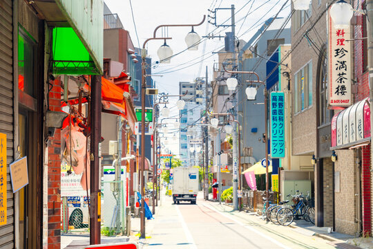 京成・青砥駅前　商店街