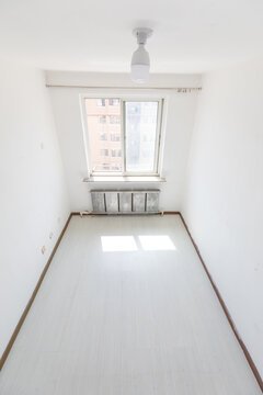 The interior of the empty room
