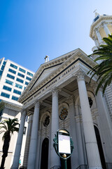 Fototapeta premium Low Angle Shot of Cathedral Basilica of St Joseph Facade with Columns and Dome in San Jose