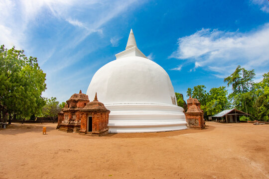 Historic Ancient Buddhist Dagoba Kiri Vehera Stupa in the Ancient City of Polonnaruwa, Sri Lanka