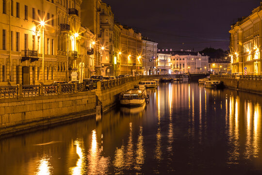 Russia, Saint Petersburg, Moika embankment at night