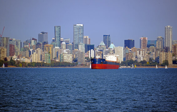 Auf Reede vor Vancouver