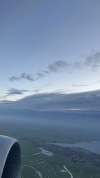 27 October 2024 The Netherlands, North Sea to AMS Amsterdam Schiphol - timepalse Boeing 777-306 approaching AMS Shipol airport flying over Aan Zee Zweiland Lisse