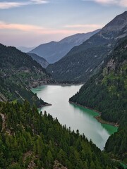 Obraz premium Kölnbrein Reservoir in Maltatal, Austrian Alps